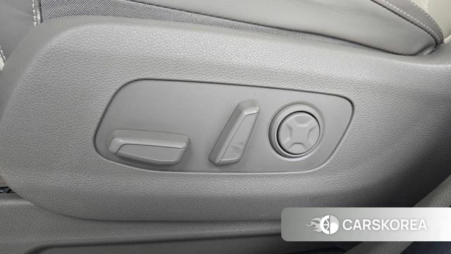 Kia Carnival 4th generation id 4433119 из Кореи 24