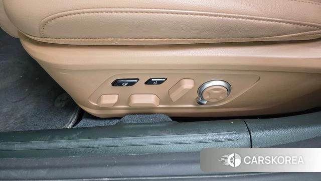 Hyundai Grandeur Hybrid (GN7) id 4433127 из Кореи 24