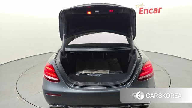 Mercedes-Benz E-Class W213 id 4225812 из Кореи 24