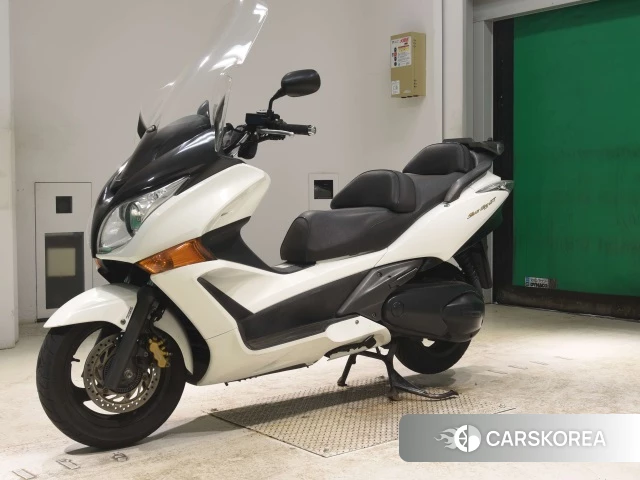 Проданный Honda SILVER WING 600 GT ABS id 4199869 из Японии, фото 2