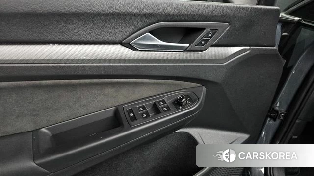 Volkswagen Golf 8th Generation id 4222450 из Кореи 24