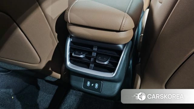 Hyundai Grandeur (GN7) id 4488139 из Кореи 24