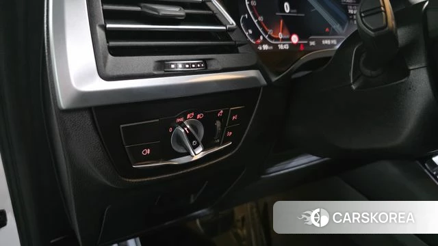 BMW X3 (G01) id 4422772 из Кореи 24