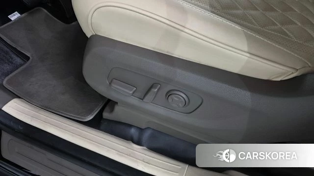 Kia Carnival 4th generation id 4414788 из Кореи 24