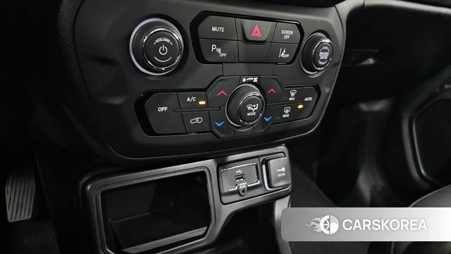 Jeep Renegade id 4623559 из Кореи 24