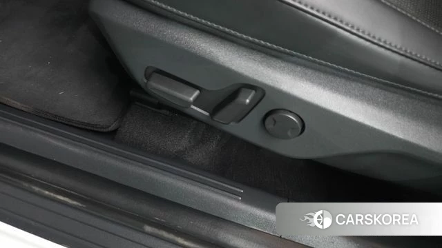 Kia Di Ol Nu Niro id 4681560 из Кореи 24