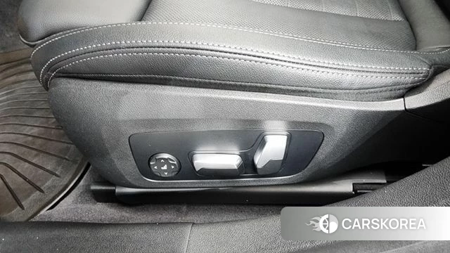 BMW i4 id 4561586 из Кореи 24