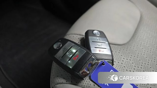 Kia Niro id 4417210 из Кореи 24