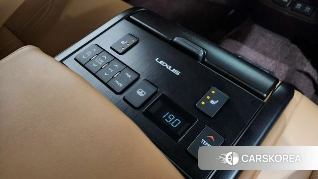 Lexus ES300h 7th generation id 4563027 из Кореи 24