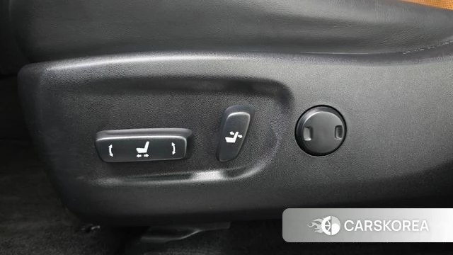 Lexus NX300h id 4624987 из Кореи 24