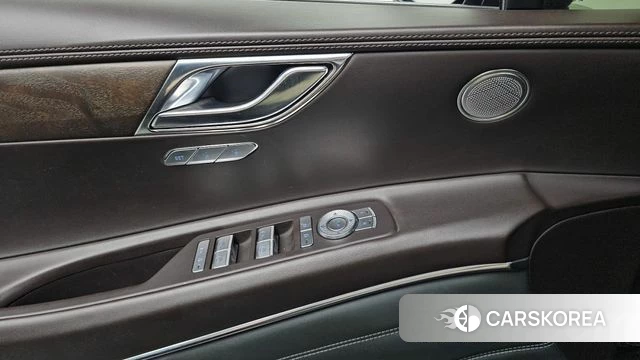 Genesis GV80 id 4223920 из Кореи 24