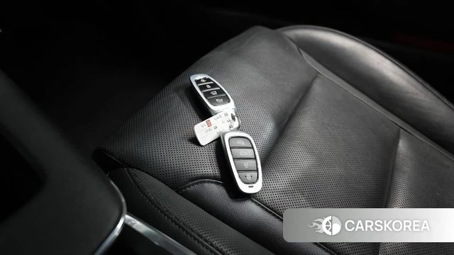 Hyundai The New Grandeur IG id 4283558 из Кореи 24