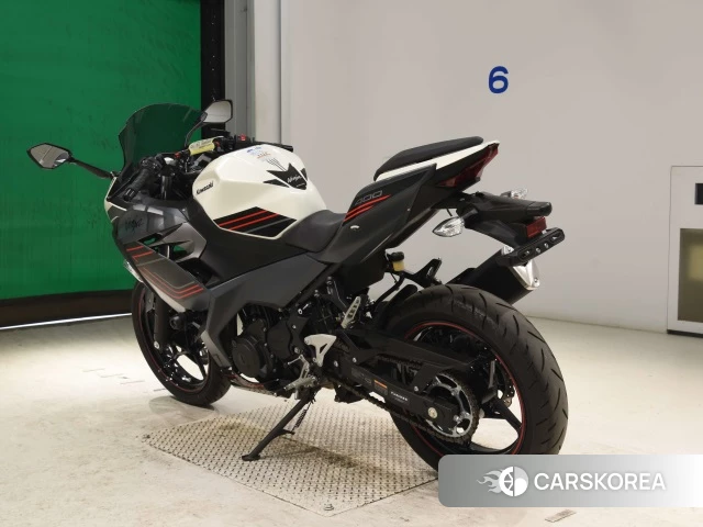 Kawasaki NINJA 400 id 3947008 из Японии 24