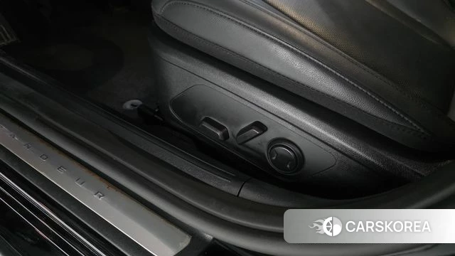 Hyundai Grandeur (GN7) id 4382232 из Кореи 24