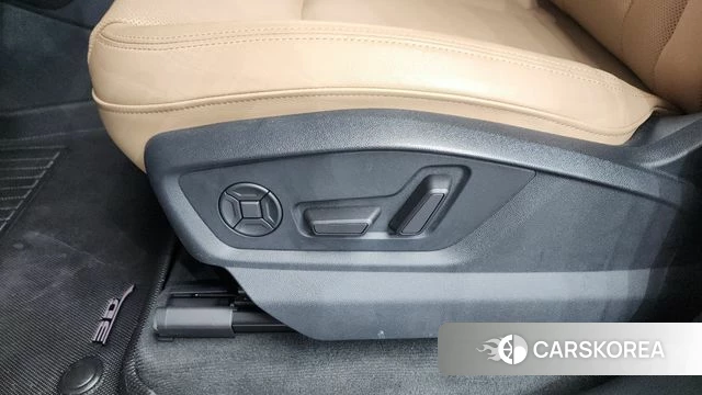 Audi Q7 (4M) id 4579161 из Кореи 24