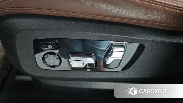 BMW X6 (G06) id 4506708 из Кореи 24