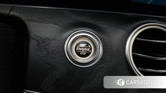 Mercedes-Benz E-Class W213 id 4231711 из Кореи 24