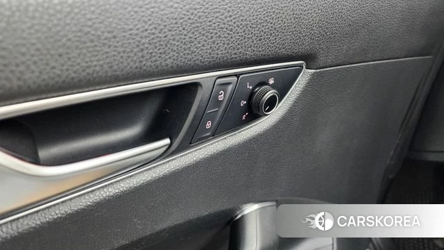 Volkswagen The New Passat id 4197066 из Кореи 24