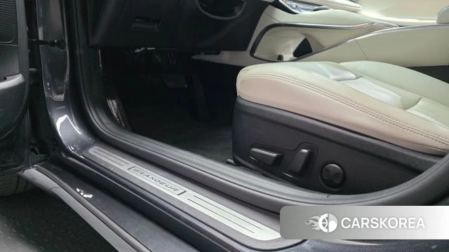 Hyundai The New Grandeur IG Hybrid id 4202112 из Кореи 24