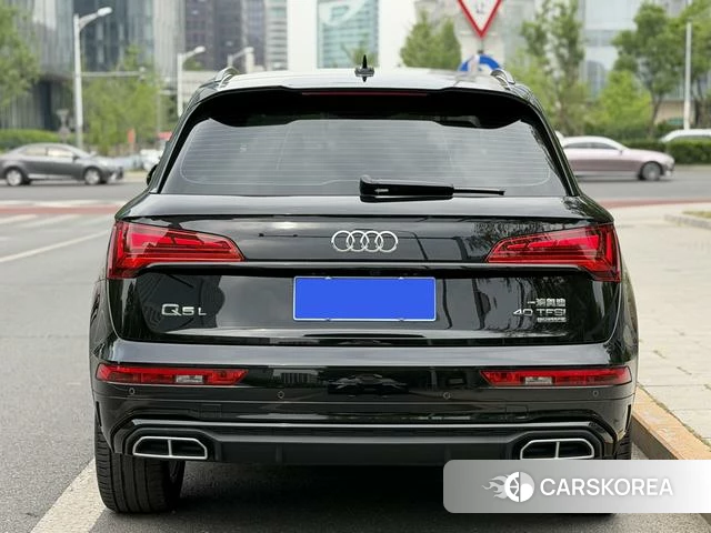 Audi Q5L id 4297714 из Китая 24
