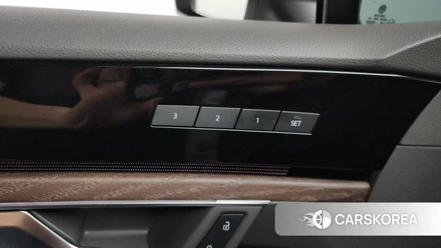 Volkswagen Touareg 3rd generation id 4608385 из Кореи 24