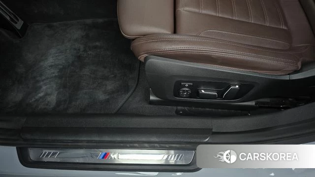 BMW 3 Series (G20) id 4590494 из Кореи 24