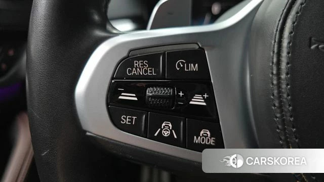 BMW 5 Series (G30) id 4906019 из Кореи 24