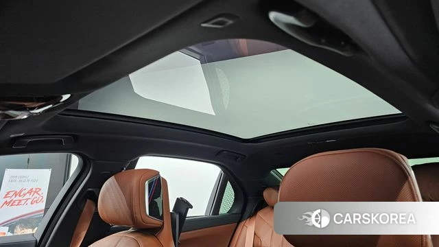 BMW 7 Series (G70) id 4200718 из Кореи 24