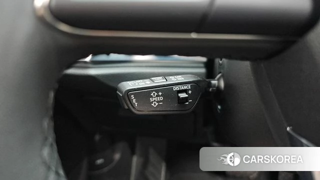 Audi Q3 (F3) id 4479967 из Кореи 24