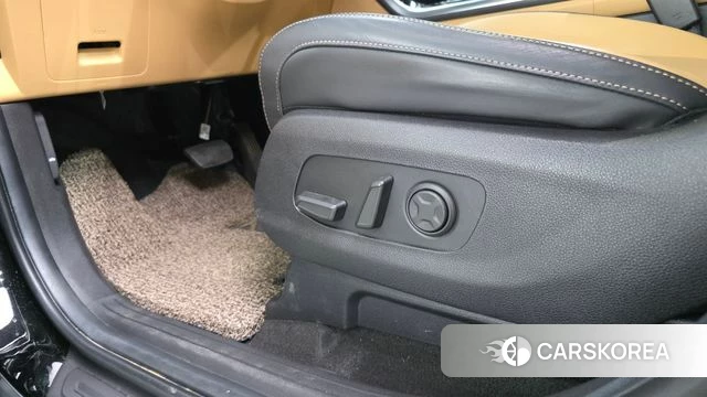 Kia Carnival 4th generation id 4697280 из Кореи 24