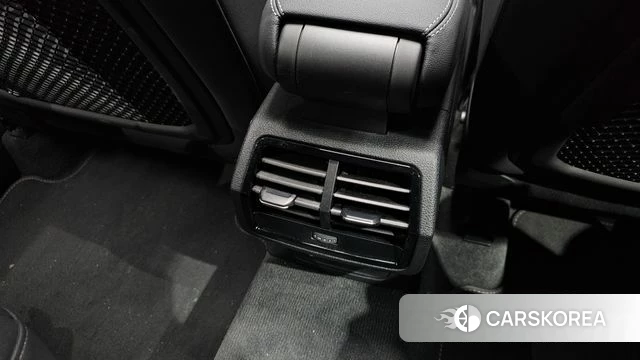 Audi Q3 (F3) id 4650653 из Кореи 24