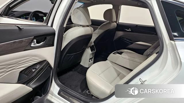 Kia K7 Premier Hybrid id 4402708 из Кореи 24