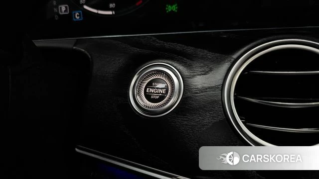 Mercedes-Benz E-Class W213 id 4618323 из Кореи 24