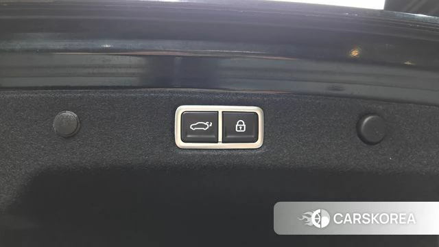 Hyundai Grandeur Hybrid (GN7) id 4560741 из Кореи 24