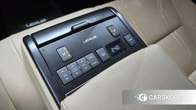 Lexus ES300h 7th generation id 4751071 из Кореи 24