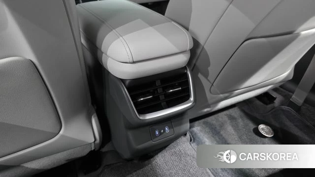 Hyundai Grandeur (GN7) id 4584877 из Кореи 24