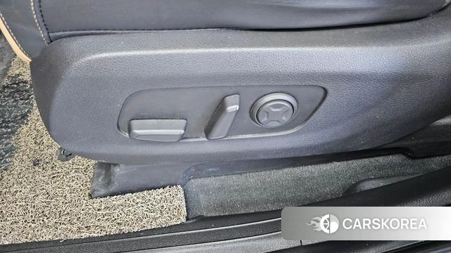 Kia Carnival 4th generation id 4317312 из Кореи 24