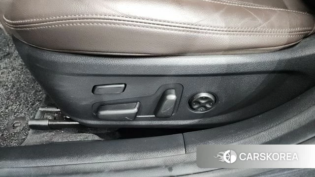 Hyundai The New Grandeur IG Hybrid id 4389885 из Кореи 24