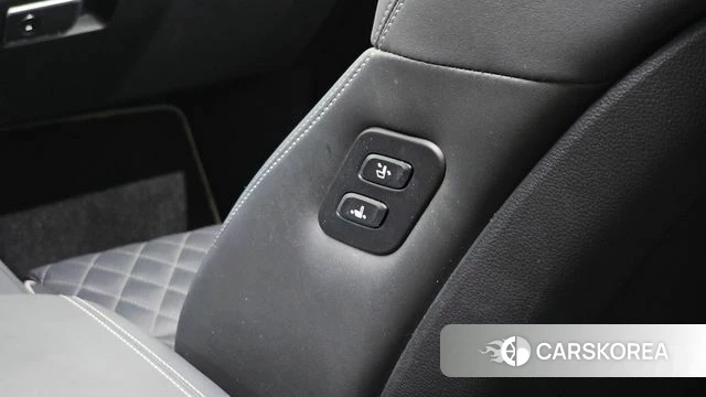 Genesis G70 id 4574504 из Кореи 24