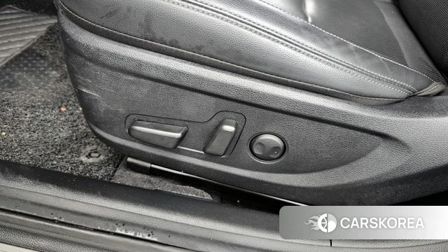 Hyundai The New Grandeur IG Hybrid id 4293337 из Кореи 24