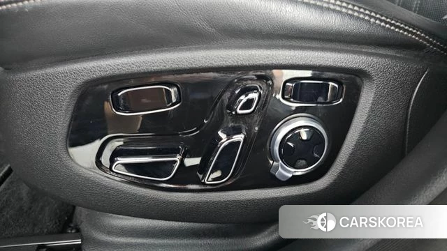 Genesis G90 id 4345277 из Кореи 24