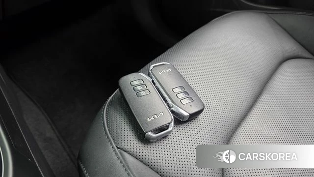 Kia Di Ol Nu Niro id 4768384 из Кореи 24