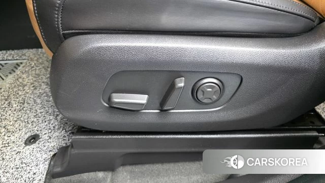 Kia Carnival 4th generation id 4195397 из Кореи 24