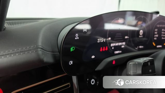 Porsche Taycan id 4880071 из Кореи 24