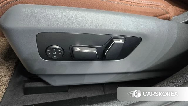 BMW 5 Series (G60) id 4301915 из Кореи 24