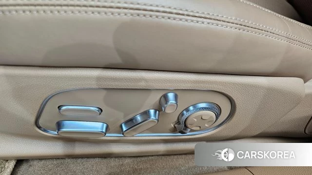 Genesis G90 (RS4) id 4433232 из Кореи 24