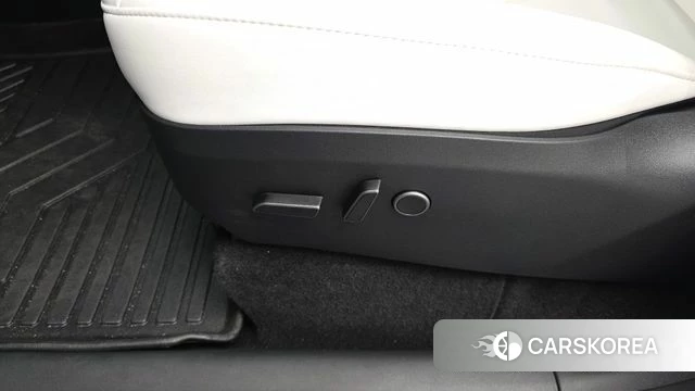 Tesla Model Y id 4701241 из Кореи 24