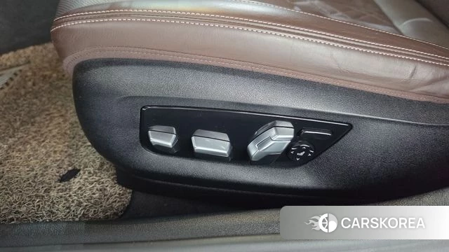 BMW 5 Series (G30) id 4923165 из Кореи 24
