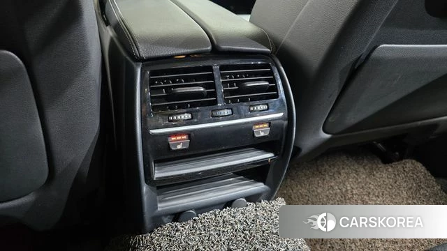 BMW 5 Series (G30) id 4435536 из Кореи 24