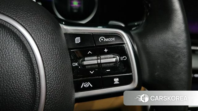 Kia Carnival 4th generation id 4324166 из Кореи 24